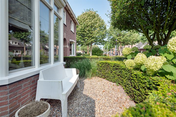 Bekijk foto 38 van Hertog Hendrikstraat 24