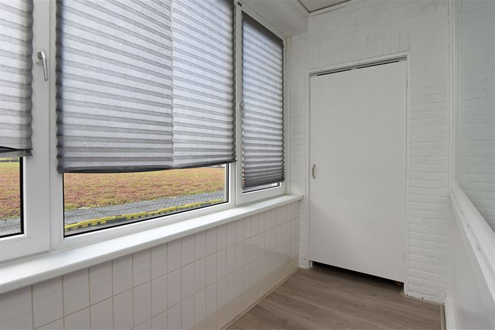 View photo 9 of Laarderweg 236-I