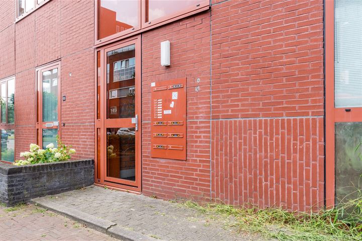 Bekijk foto 23 van Groningerstraat 81