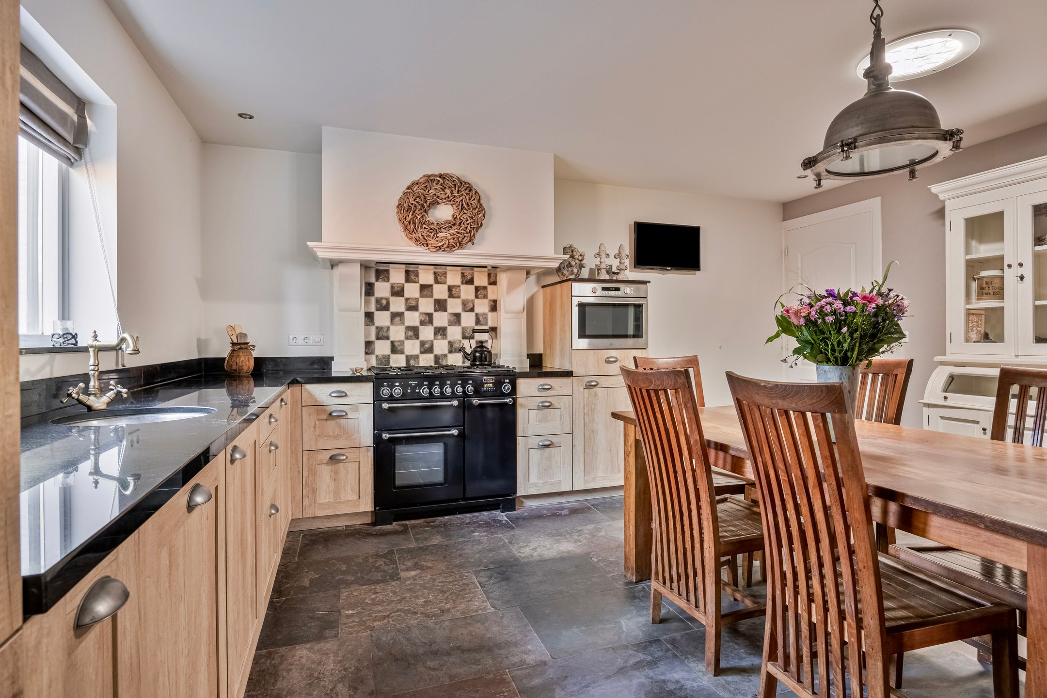 Foto 3 van Mommersteeg 50