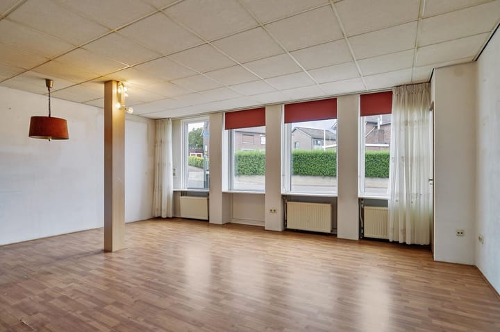 Foto 3 van Loverixplein 2