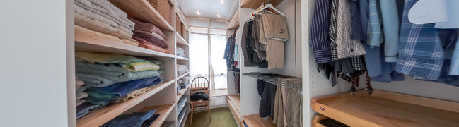 Bekijk 360° foto van Slaapkamer-walk in closet van Hofvliet 87