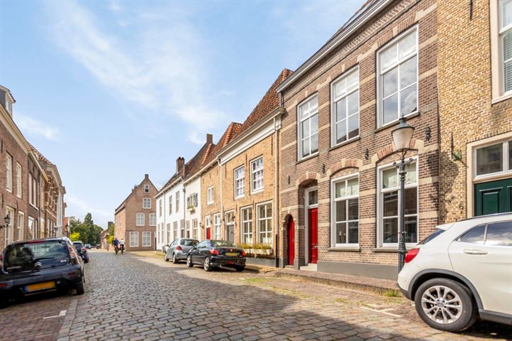 Bekijk foto 36 van Oudheusdensestraat 8