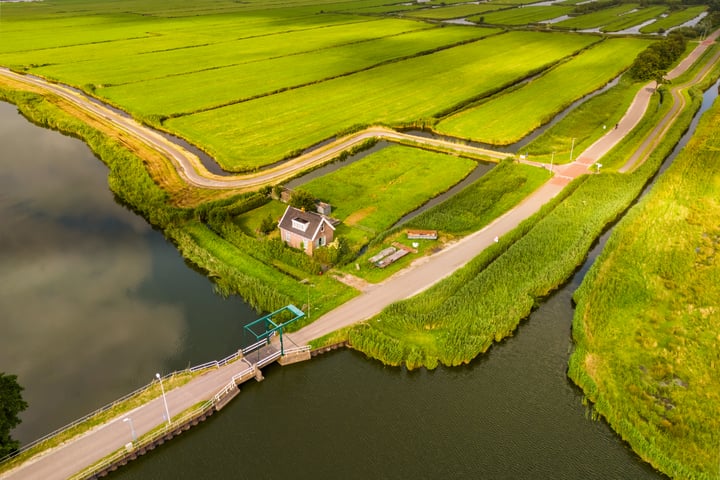 Bekijk foto 34 van Oostzanerrijweg 1