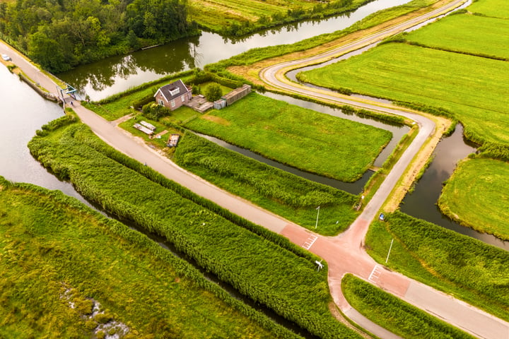 Bekijk foto 36 van Oostzanerrijweg 1