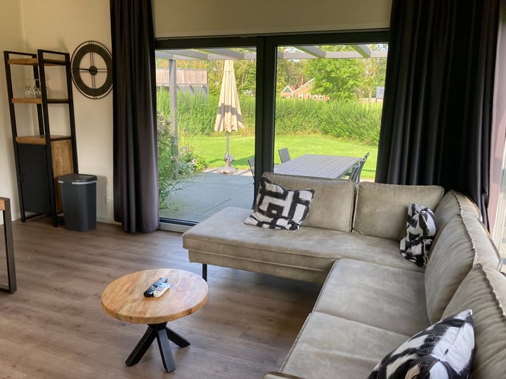 Photo 12 of Vosseveldseweg 8-16