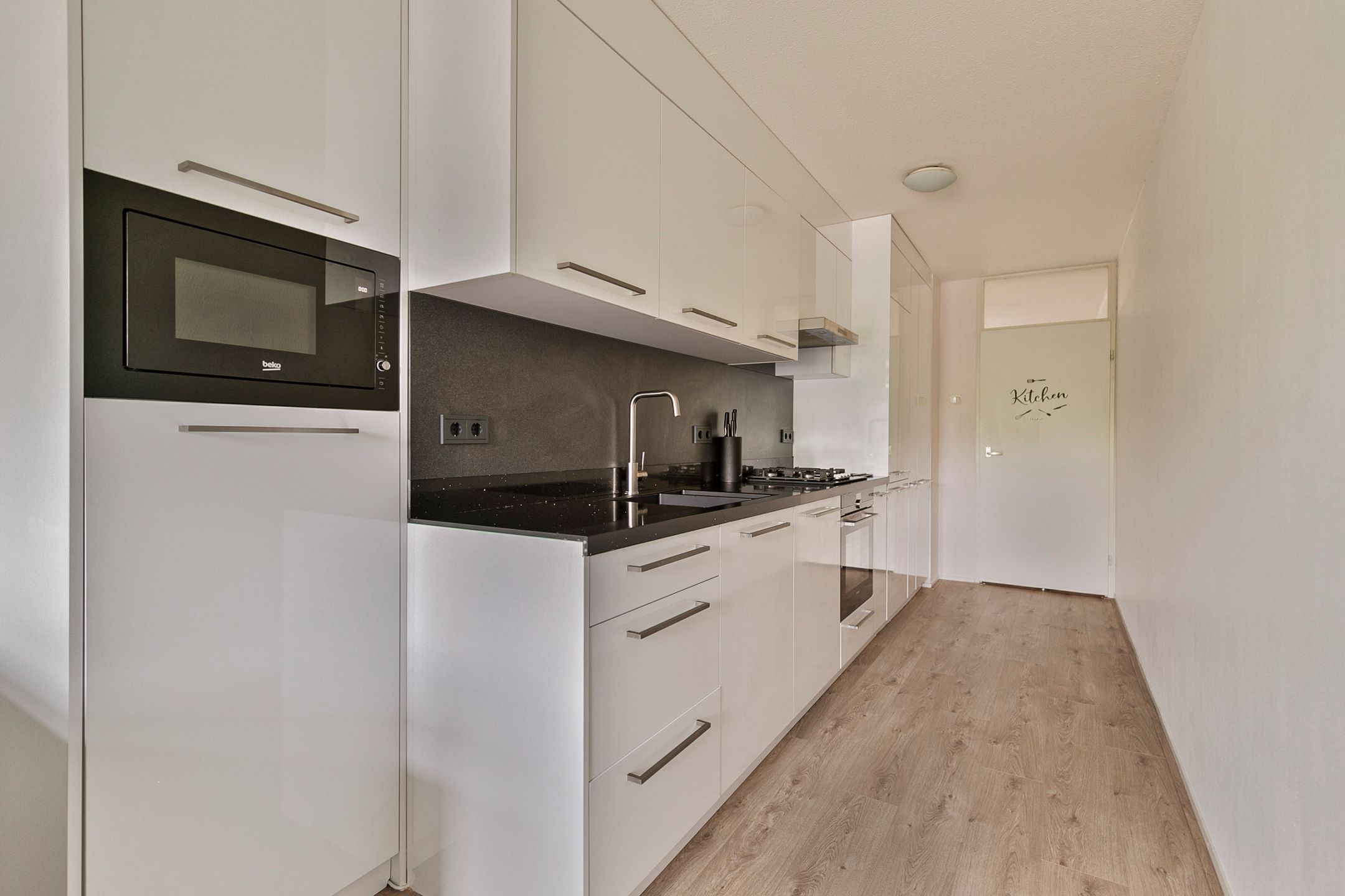 Foto 24 van Westbroekstraat 17