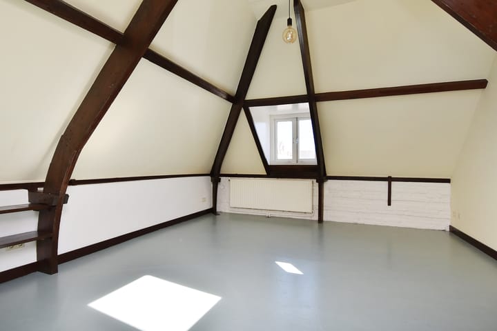 Foto 46 van Spoorsingel 33