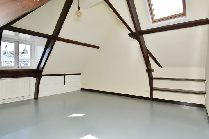 Foto 47 van Spoorsingel 33