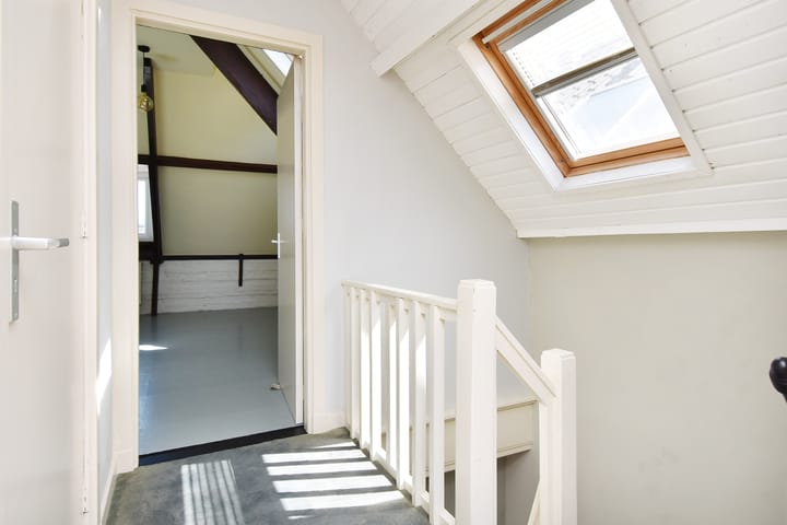 Foto 51 van Spoorsingel 33