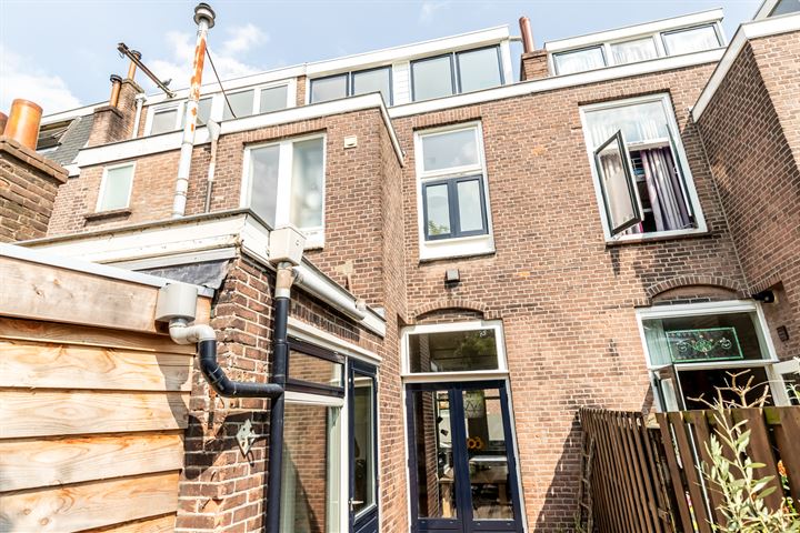 View photo 29 of Obrechtstraat 68