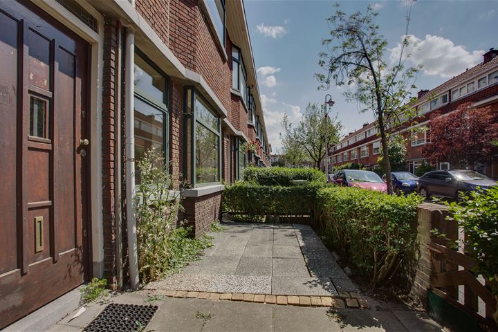 View photo 3 of De Bullstraat 42