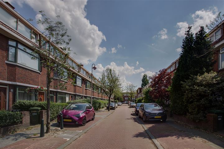 View photo 24 of De Bullstraat 42