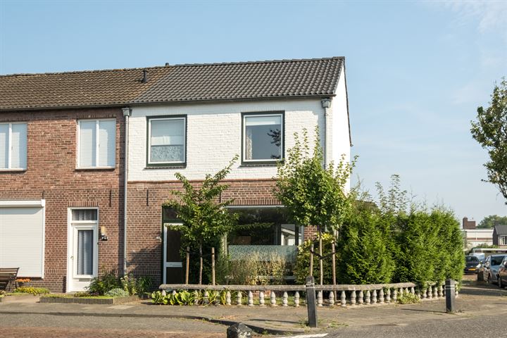 View photo 1 of Wolbergstraat 23