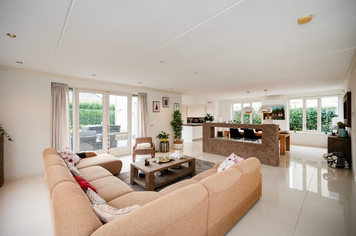 Photo 7 of Aresstraat 6