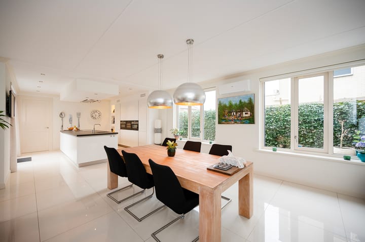 Photo 10 of Aresstraat 6