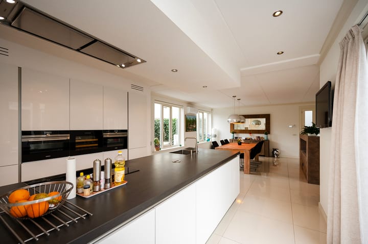 Photo 15 of Aresstraat 6