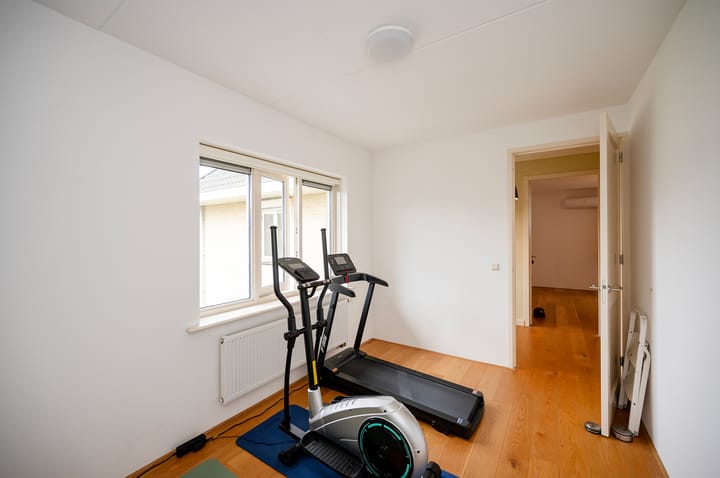 Photo 35 of Aresstraat 6