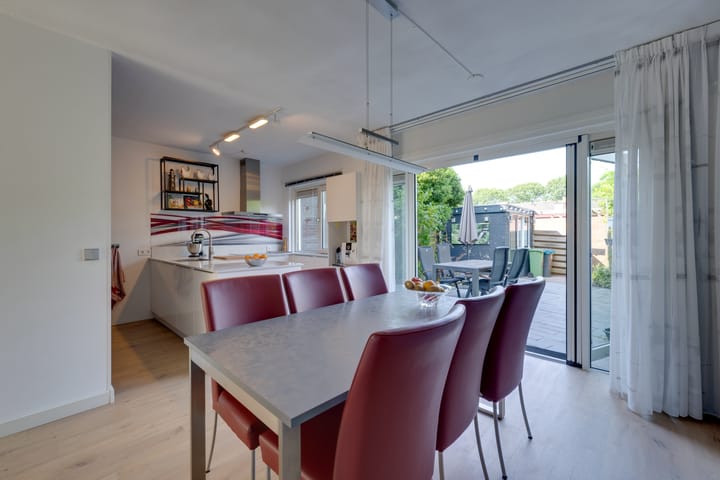 Foto 11 van Hooiven 8