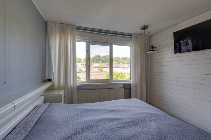 Foto 28 van Hooiven 8