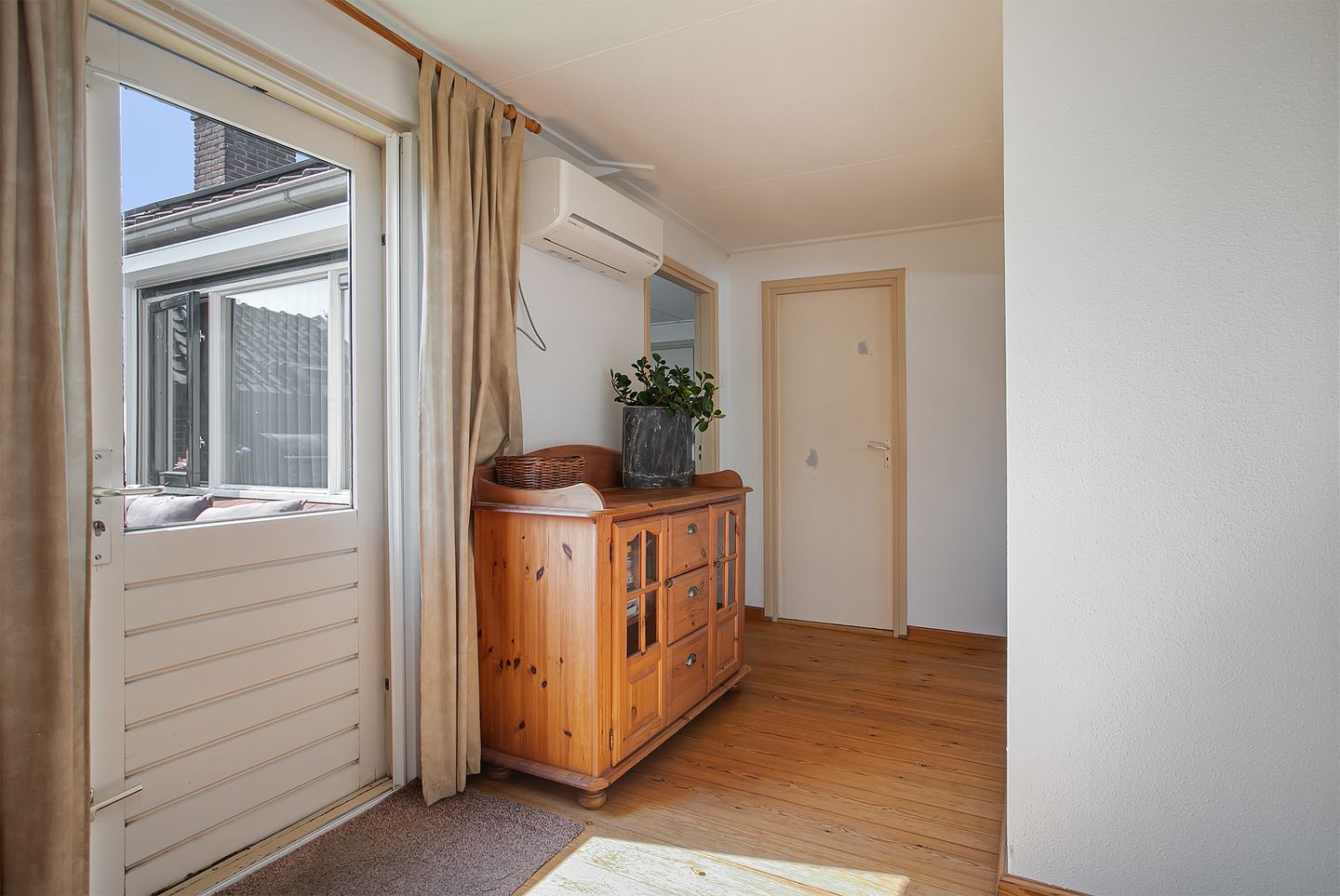 Photo 40 of Dorpstraat 7