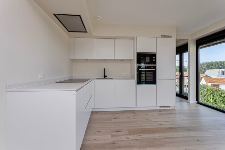 Photo 13 of St. Annastraat 10-208