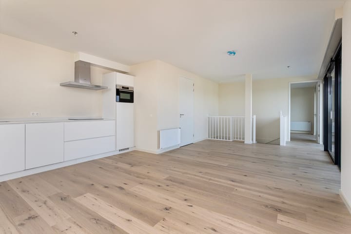 Photo 21 of St. Annastraat 10-208