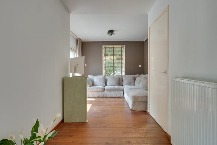 Foto 8 van Regbertslaan 1