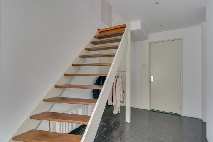 Foto 14 van Regbertslaan 1