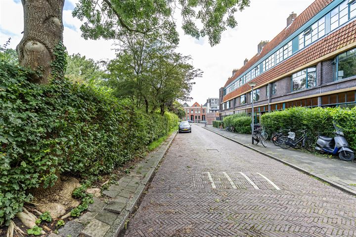 View photo 32 of Stadhouderslaan 7-A