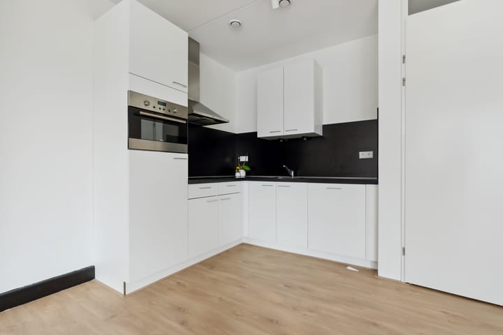 Foto 12 van Olivier van Noortstraat 8-D