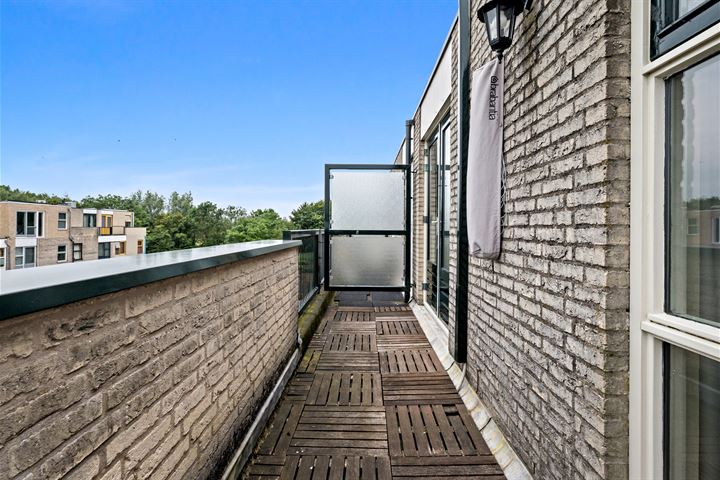 Bekijk foto 44 van Lesothostraat 1