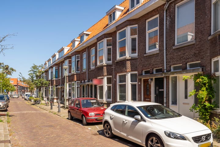 Photo 2 of Van Dijckstraat 16-A