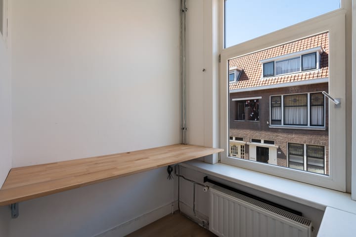 Photo 6 of Van Dijckstraat 16-A