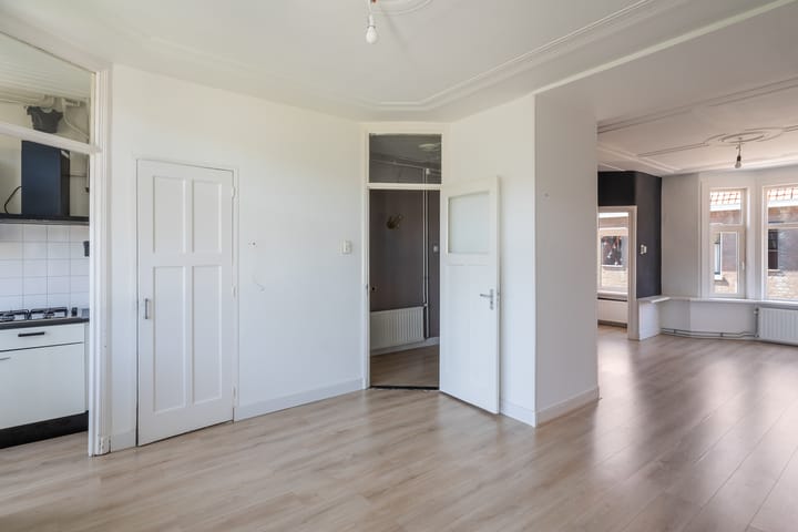 Photo 8 of Van Dijckstraat 16-A