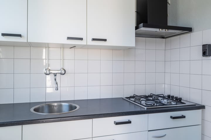 Photo 11 of Van Dijckstraat 16-A