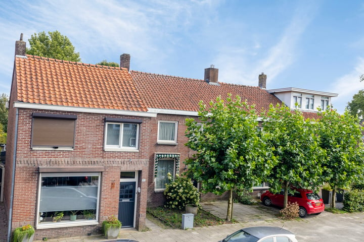 View photo 31 of Bergstraat 114