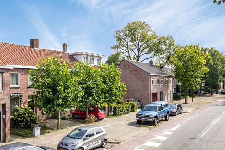 View photo 32 of Bergstraat 114