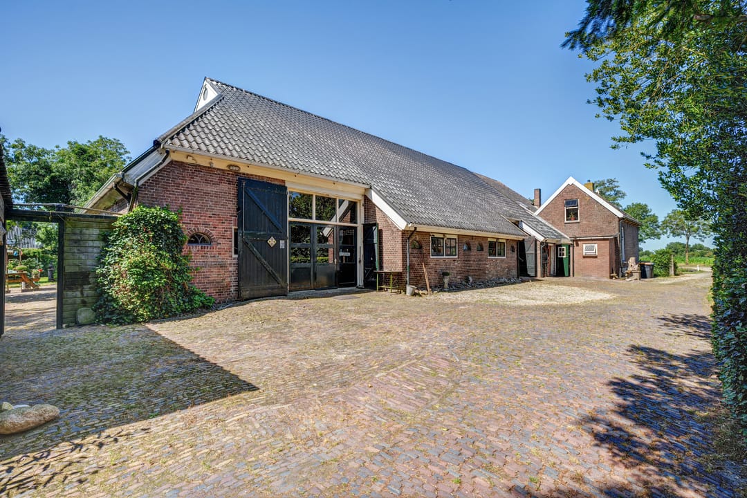 Photo 16 of Oosteinde 14