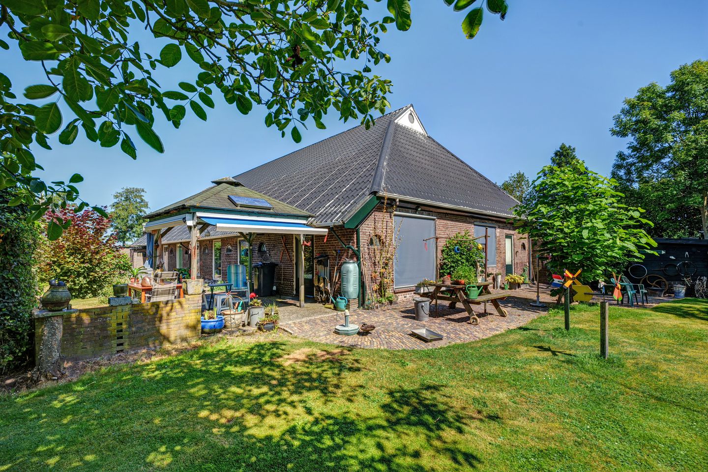 Photo 19 of Oosteinde 14