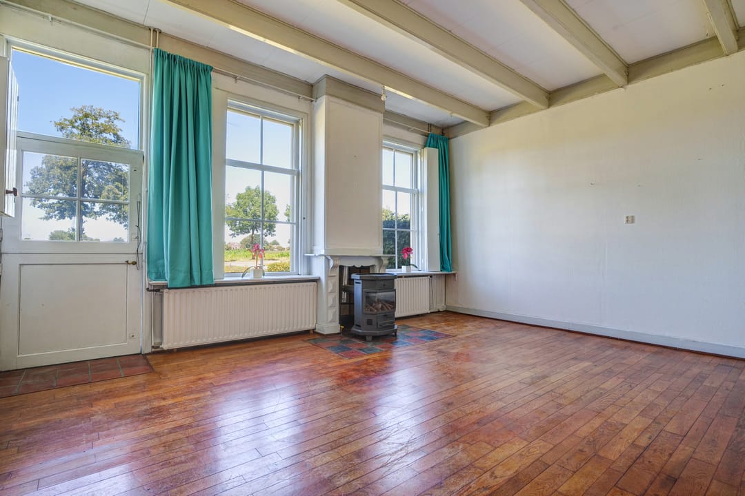 Photo 62 of Oosteinde 14