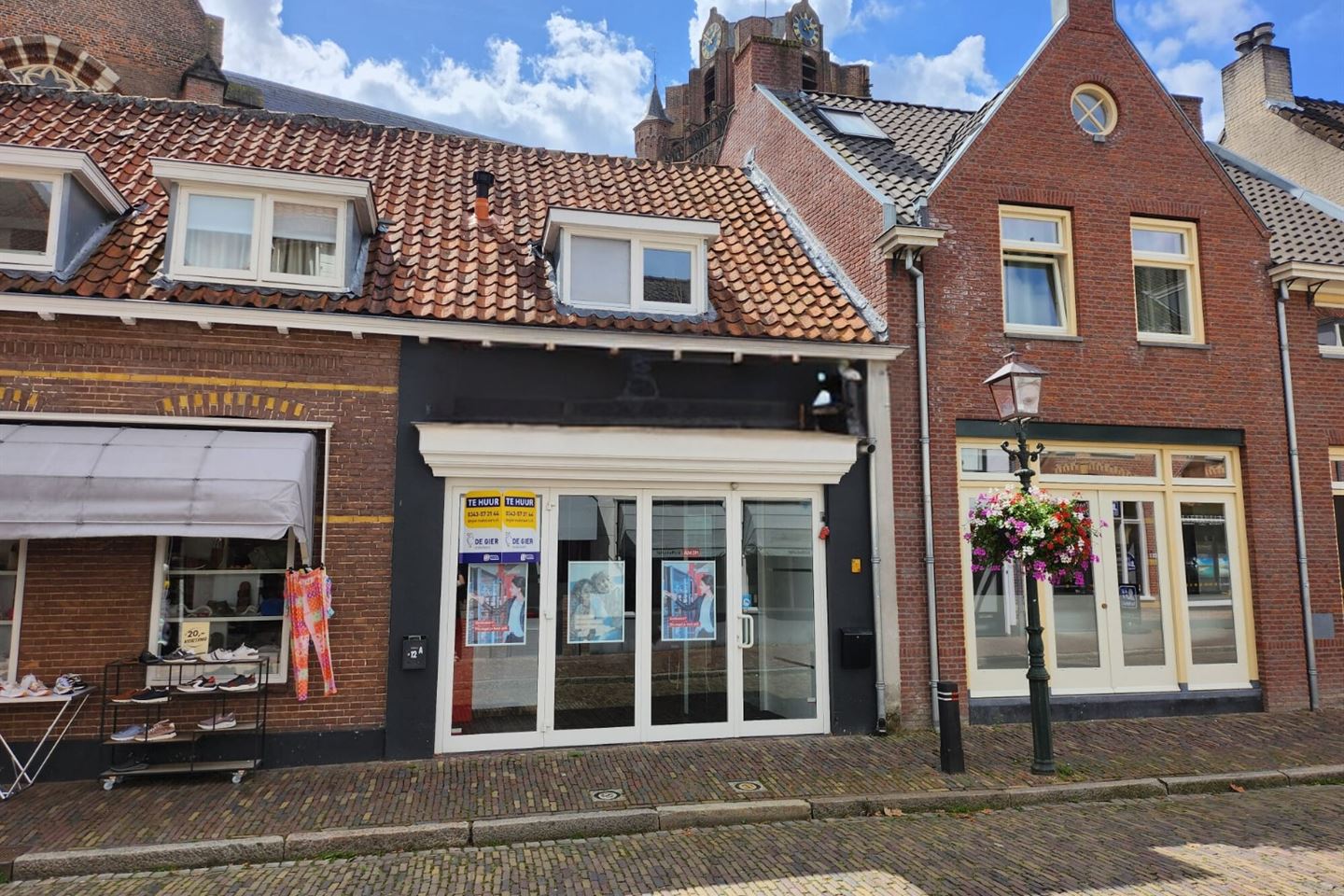 View photo 1 of Klooster Leuterstraat 12