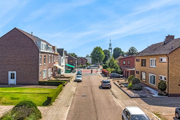 Bekijk foto 4 van Valderenstraat 11