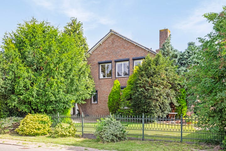 Foto 31 van Meester van Coothstraat 31-A