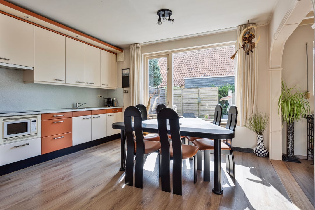 Foto 8 van Meester van Coothstraat 31-A