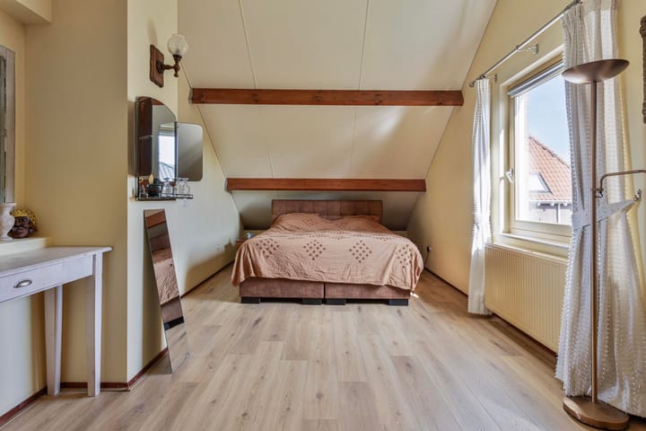 Foto 18 van Meester van Coothstraat 31-A