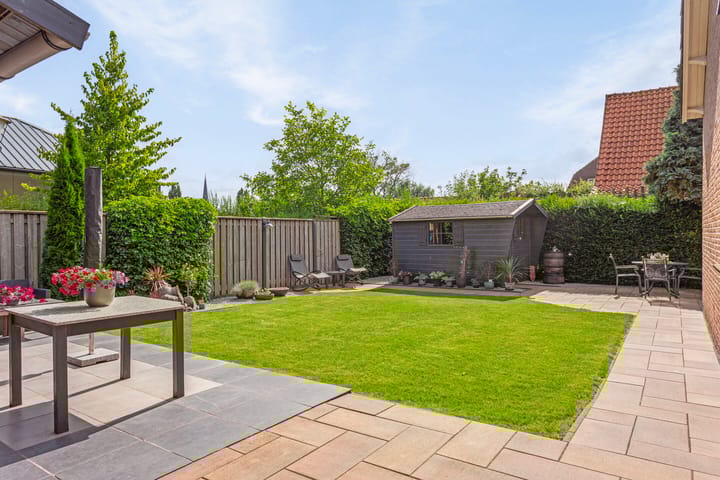 Foto 2 van Meester van Coothstraat 31-A