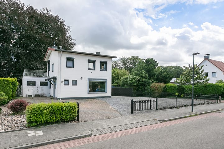 Foto 1 van Emmastraat 27