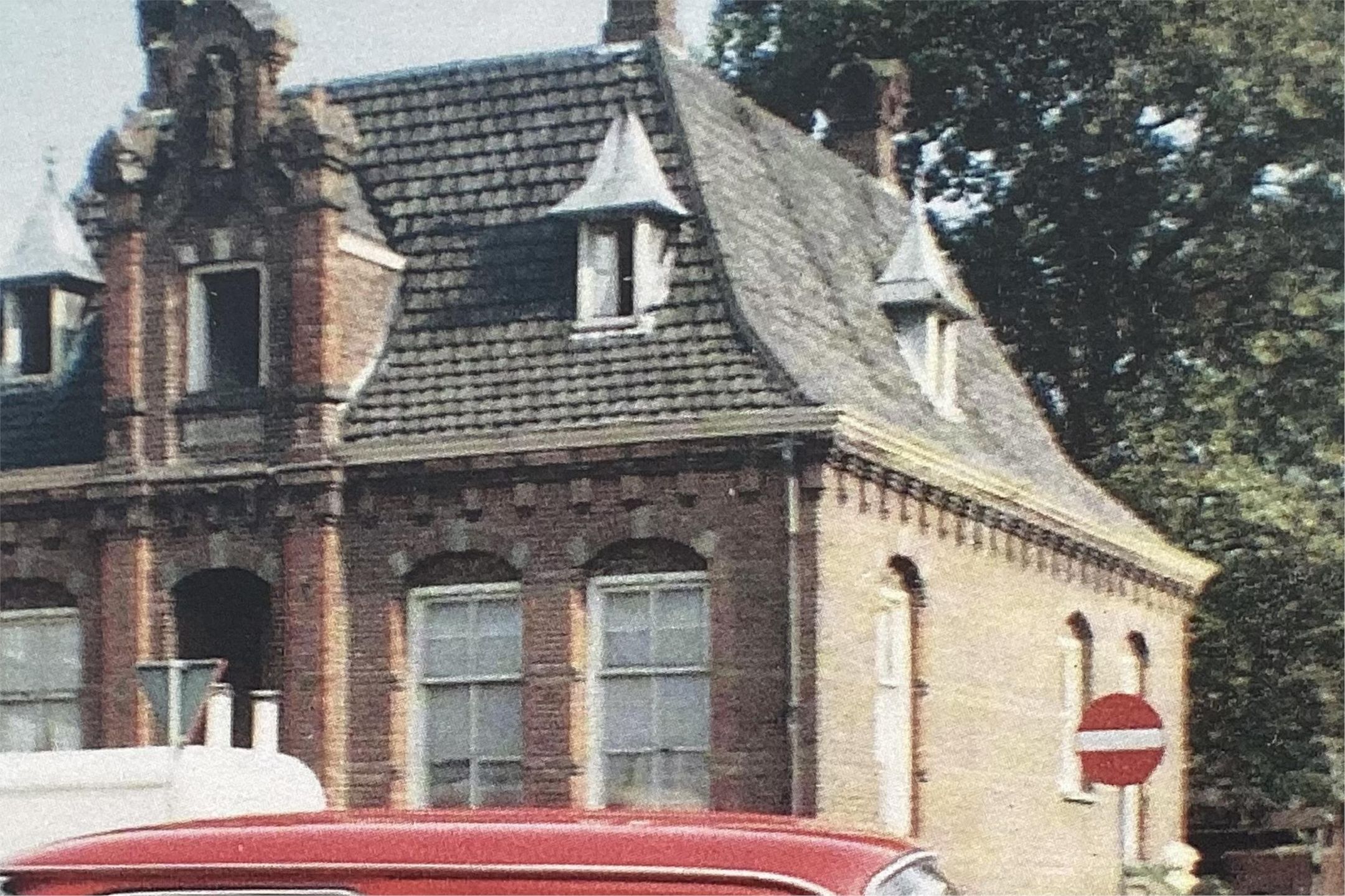 Photo 42 of Rooijsestraat 62