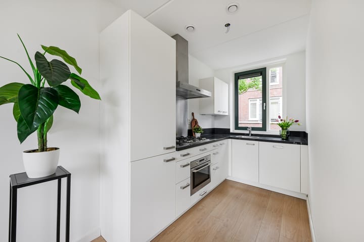 Foto 6 van Leylandstraat 17